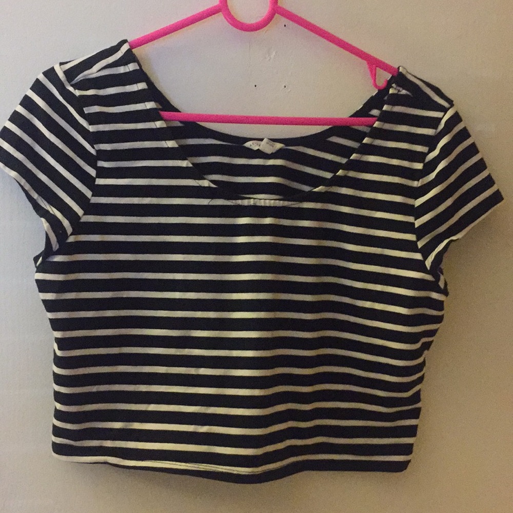 Stripped crop top barely worn